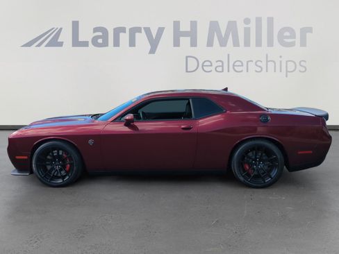 Used 2023 Dodge Challenger SRT Hellcat image 2