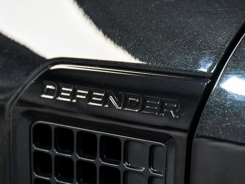 Used 2024 Land Rover Defender 130 X image 81