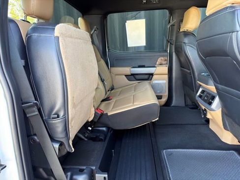Used 2025 Ford F350 Lariat w/ FX4 Off-Road Package AWD/4WD image 30