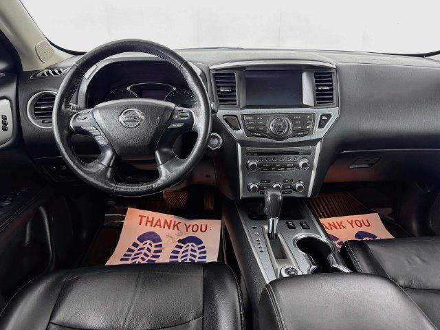 Used 2018 Nissan Pathfinder SL AWD/4WD image 22