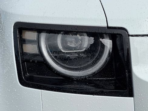 New 2026 Land Rover Defender 110 S image 12