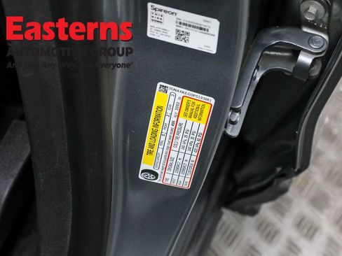 Used 2023 Chevrolet Equinox LT image 33