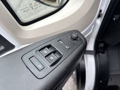 Used 2022 RAM ProMaster 3500 w/ Convenience Group FWD image 14