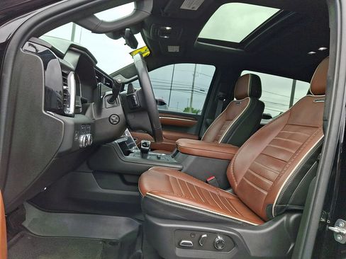 Certified 2023 GMC Sierra 1500 Denali Ultimate AWD/4WD image 13