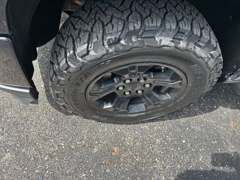 Used 2019 Chevrolet Silverado 1500 LT w/ All Star Edition image 11