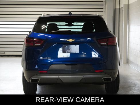 Used 2023 Chevrolet Blazer Premier image 5