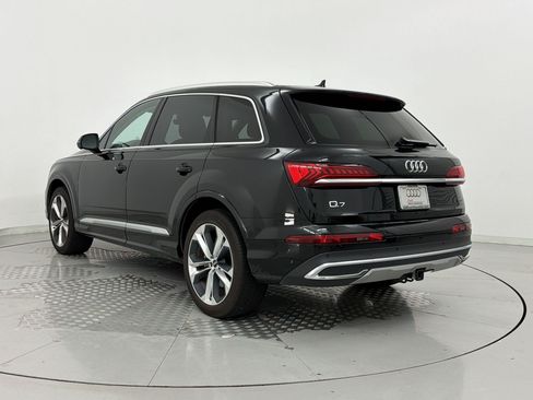 Used 2023 Audi Q7 3.0T Premium Plus w/ Premium Plus Package AWD/4WD image 3