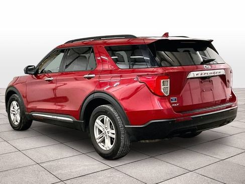 Used 2020 Ford Explorer XLT w/ Comfort Package AWD/4WD image 10