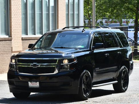 Used 2018 Chevrolet Tahoe LS w/ All-Season Package image 3