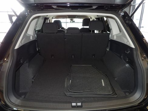 Used 2022 Volkswagen Tiguan S w/ IQ.Drive Package AWD/4WD image 18