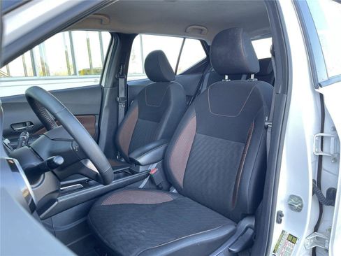 Used 2024 Nissan Kicks SR FWD image 14