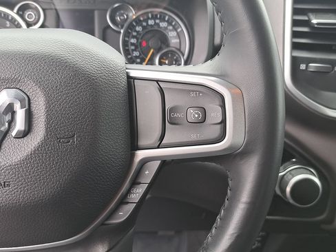 Used 2022 RAM 1500 Big Horn AWD/4WD image 18