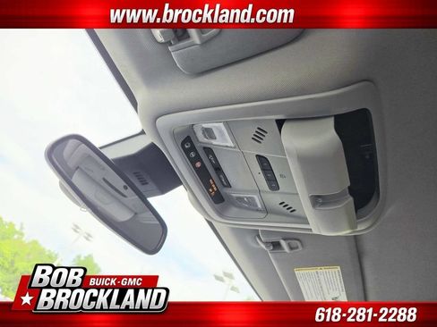 Used 2021 GMC Terrain SLT FWD image 31