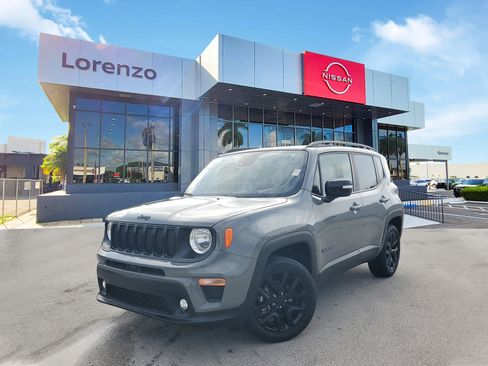 Used 2022 Jeep Renegade Altitude w/ Convenience Group AWD/4WD image 1