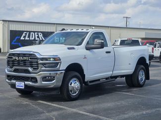 New 2026 RAM 3500 Tradesman AWD/4WD video 3