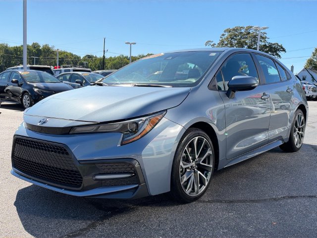 Used 2022 Toyota Corolla SE w/ SE Premium Package FWD image 8