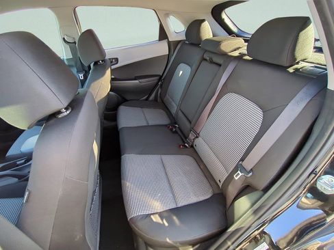 Used 2019 Hyundai Kona SEL image 21