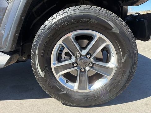 Used 2022 Jeep Wrangler Unlimited Sahara w/ Cold Weather Group image 35