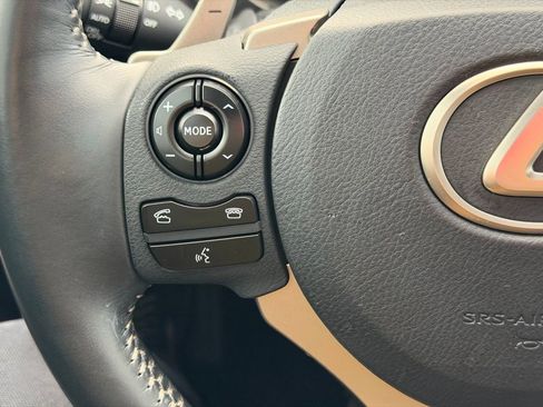 Used 2015 Lexus IS 250 AWD image 11