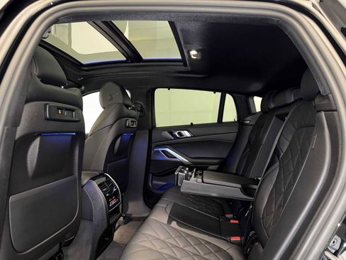 Certified 2023 BMW X6 xDrive40i w/ Executive Package image 21