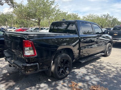 Used 2020 RAM 1500 Big Horn AWD/4WD image 4