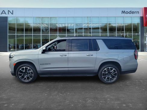 Used 2024 Chevrolet Suburban RST image 7