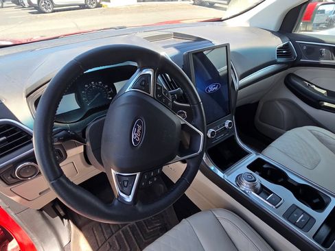 Used 2024 Ford Edge Titanium AWD/4WD image 12