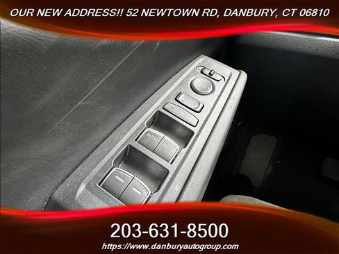 Used 2025 Honda Accord SE image 17