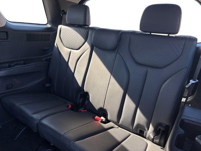 Used 2024 Hyundai Palisade SEL FWD image 21