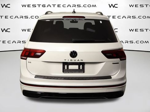 Used 2024 Volkswagen Tiguan SE R-Line AWD/4WD image 4