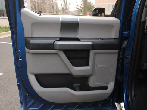 Used 2018 Ford F150 XLT w/ Equipment Group 301A Mid AWD/4WD image 19