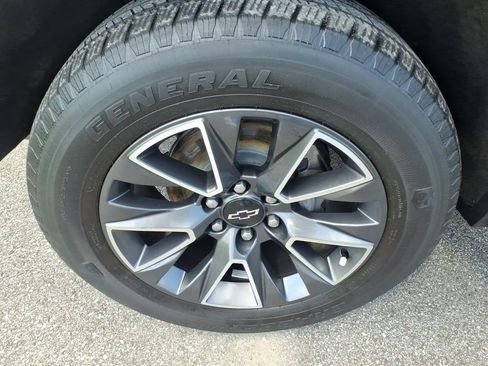 Used 2021 Chevrolet Tahoe Z71 AWD/4WD image 5