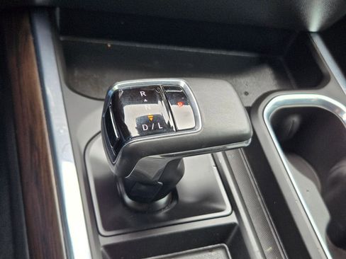 Certified 2022 GMC Sierra 1500 SLT AWD/4WD image 18