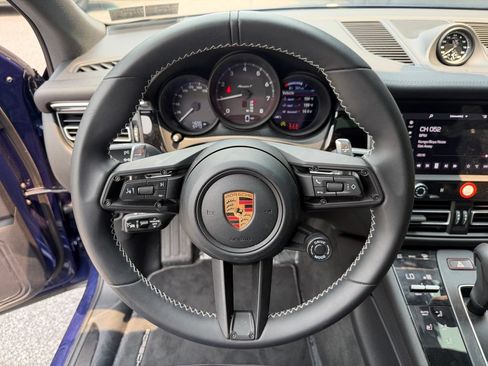 Certified 2026 Porsche Macan Turbo AWD/4WD image 23