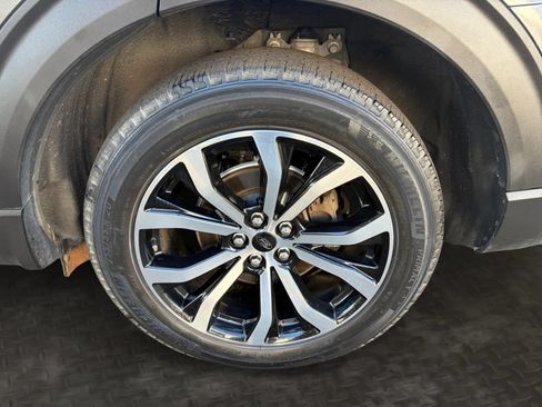 Used 2020 Ford Explorer ST w/ Premium Technology Package AWD/4WD image 43