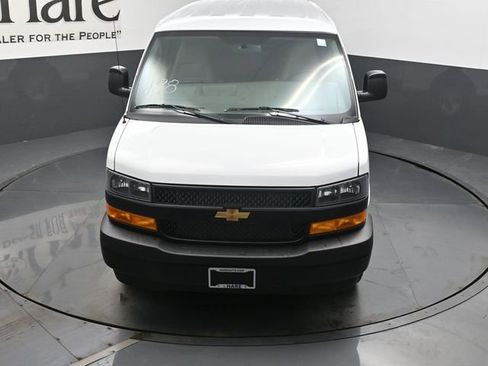 New 2026 Chevrolet Express 2500 image 25