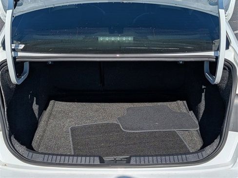 Used 2019 Volkswagen Jetta SEL w/ Cold Weather Package image 24