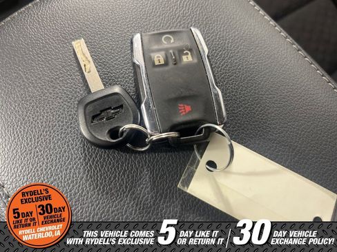 Certified 2022 Chevrolet Colorado Z71 w/ Z71 Midnight Edition AWD/4WD image 36