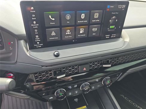 Used 2025 Honda Accord Sport image 20