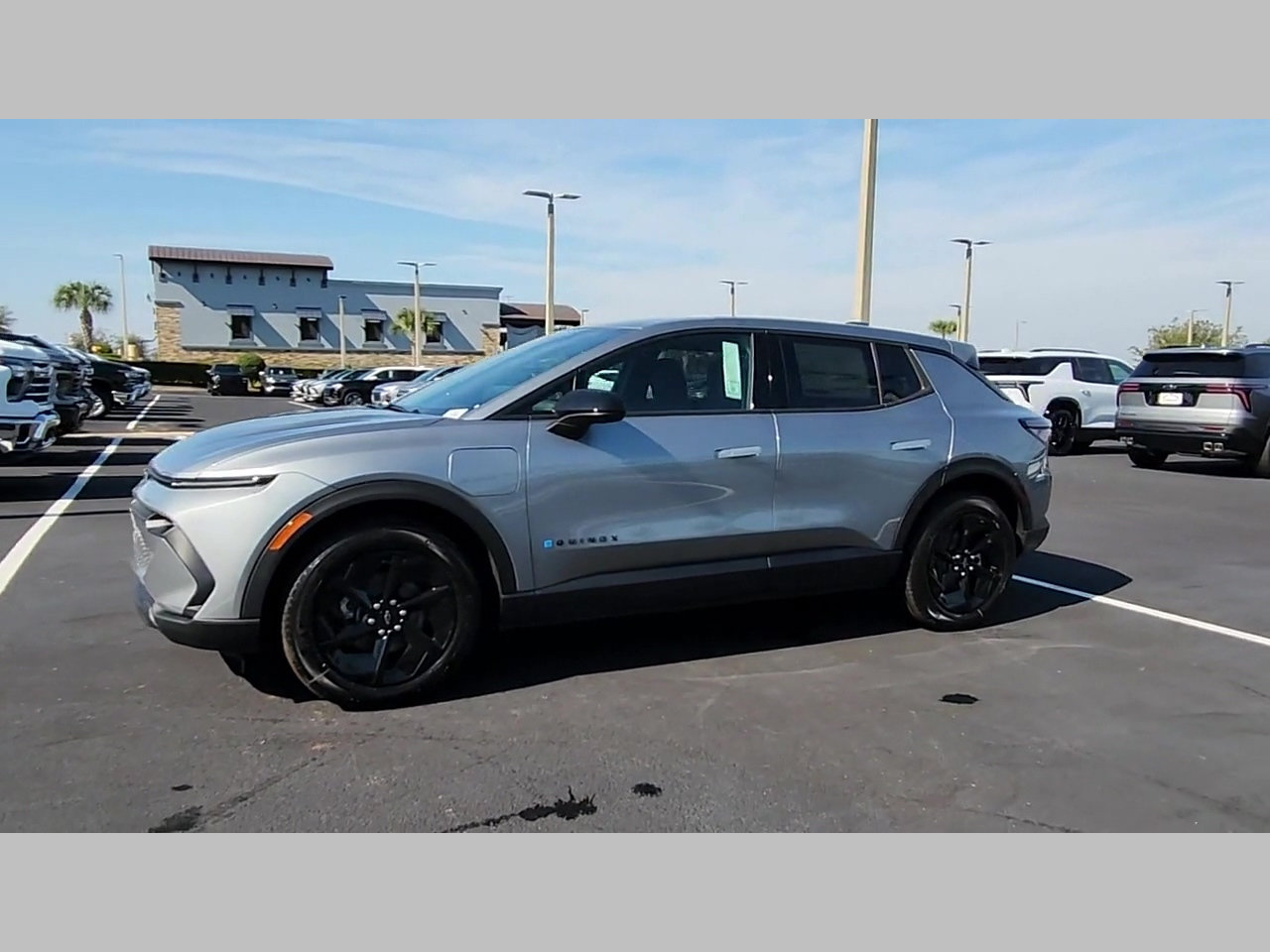 New 2026 Chevrolet Equinox EV LT w/ Comfort Package AWD/4WD image 16