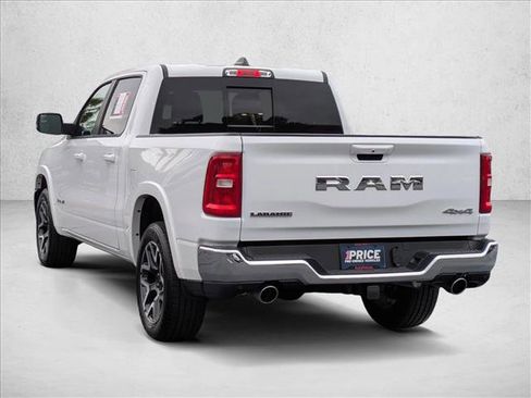 Used 2025 RAM 1500 Laramie AWD/4WD image 8