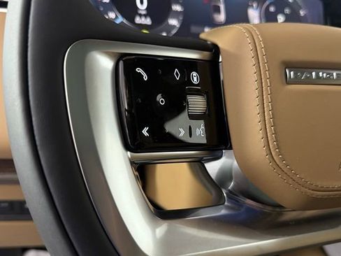 Certified 2025 Land Rover Range Rover SE AWD/4WD image 35