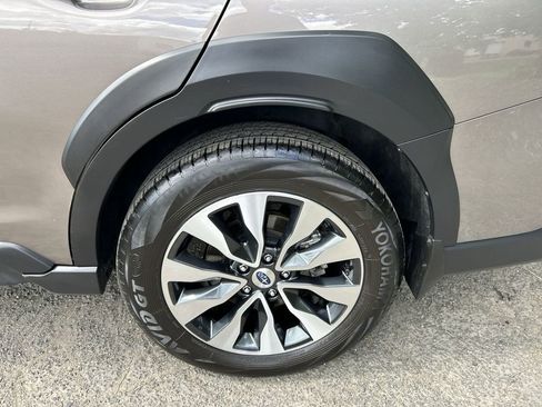 Certified 2024 Subaru Outback Limited AWD/4WD image 11