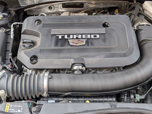 Certified 2023 Cadillac XT4 Luxury w/ Cold Weather Package image 24