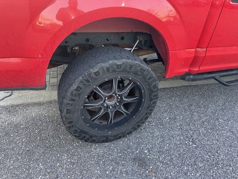 Used 2017 Ford F150 XLT image 11