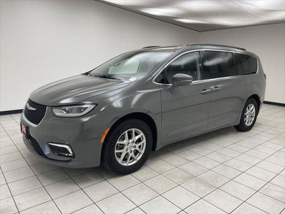 Certified 2022 Chrysler Pacifica Touring-L
