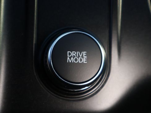 Used 2025 Ford Explorer ST image 21