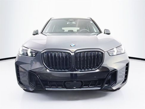 New 2026 BMW X5 xDrive40i w/ M Sport Package image 2