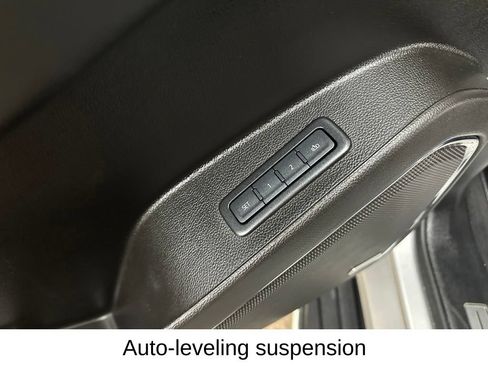 Used 2020 Chevrolet Tahoe Premier AWD/4WD image 39