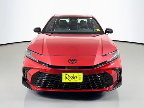 New 2026 Toyota Camry Hybrid AWD/4WD image 2